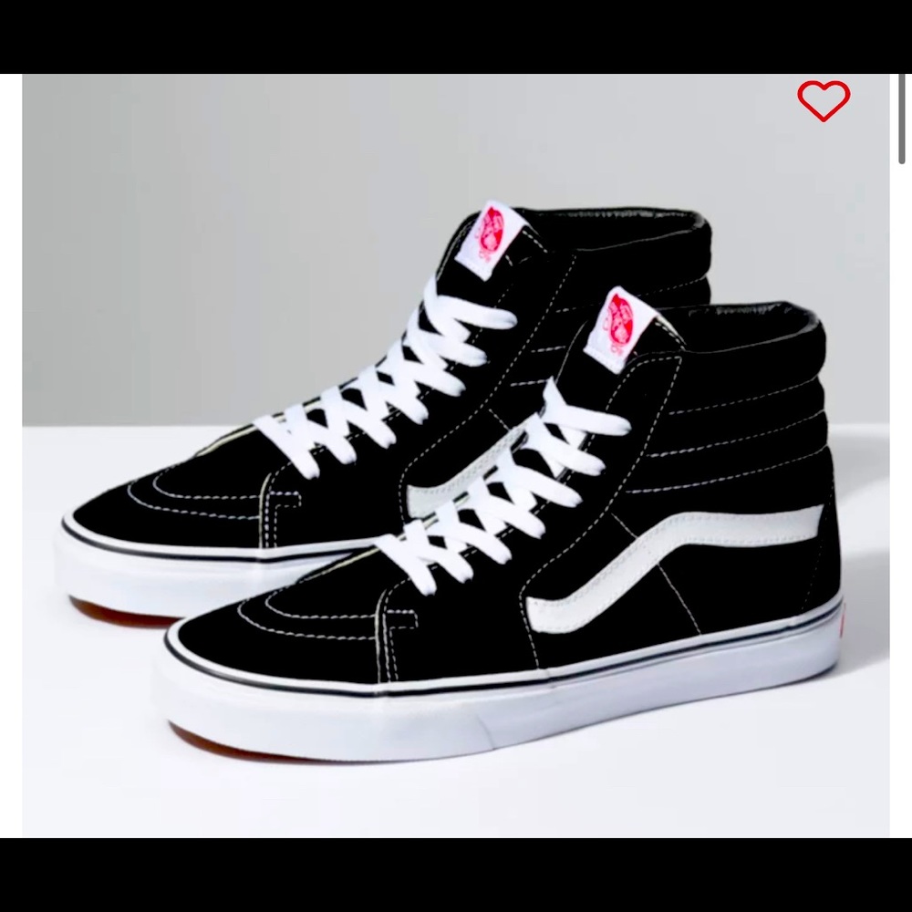 Black Sk8-Hi Top Vans